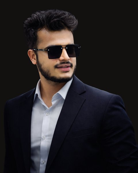 Vishal Chaubey, Fundador, CMSKite